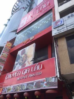 cho thue nha quan 1  mat tien duong nguyen trai quan 1 62 x 40m gia 8500  thang