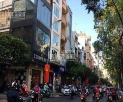 cho thue nha  duong cao thang dt 4x20m 5 lau gia 50 trieu  