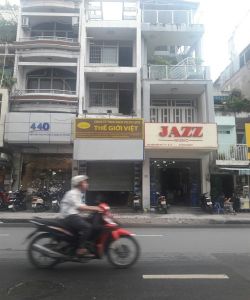 cho thue nha  duong bien bien phu dt 4x17m 3 lau gia 65 trieu  