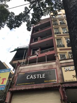 cho thue nha mat tien duong nguyen thi minh khai quan 3  5 lau 9000 