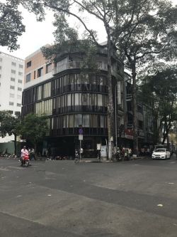 cho thue nha mat tien duong pho duc chinh quan 1 5 lau 12000 