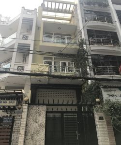 cho thue nha mat tien duong so 3 cu xa do thanh  phuong 4 quan 3 