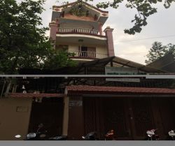 cho thue nha mat tien duong tran khanh du phuong tan dinh quan 1 