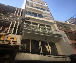 cho thue nha hem duong tran hung dao phuong cau ong lanh quan 1 