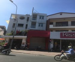 cho thue nha mat tien duong le van sy phuong 13 quan 3 