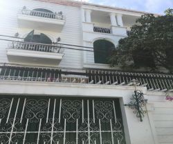 ban nha quan 1 hem duong tran khac chan phuong tan dinh quan 1 67 ty