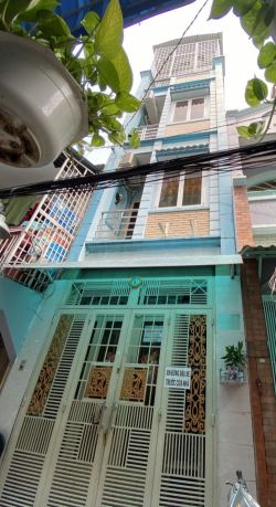 nha ban hem 4 5 m ban co vuon chuoi quan 3 tp hcm