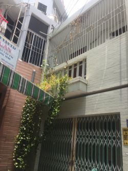 nha ban hxh 82 dao duy anh phuong 9 quan phu nhuan