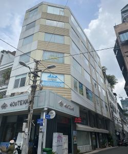 cho thue nha mat tien q1 duong huynh khuong ninh phuong da kao gia 150 trieu