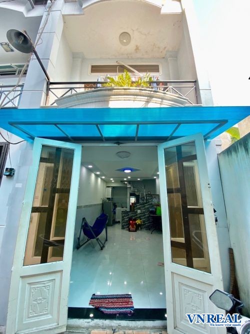 ban nha hem 2 sec 237 pham van chieu p 14 q  go vap tp hcm