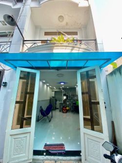 ban nha hem 2 sec 237 pham van chieu p 14 q  go vap tp hcm