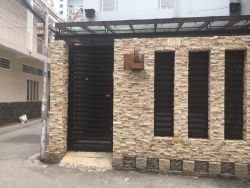 can ban nha hem xe hoi duong huynh van banh p 14quanphu nhuan