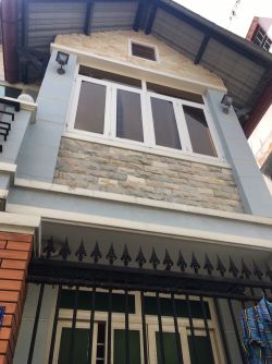 ban nha hem xe hoi 60 van kiep p7 binh thanh tp hcm