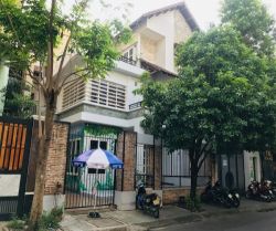 cho thue nha mat tien hoa mai 16x16m 4 tang gia 140 trieu