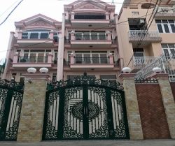 cho thue nha mat tien ho bieu chanh 5x30m 5 tang gia 45 trieu