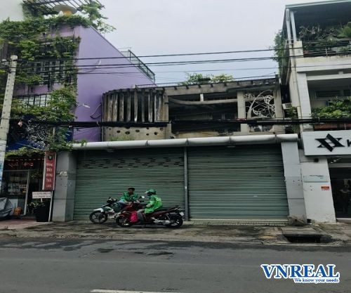 cho thue mat bang mat tien huynh van banh 7x26m 3 tang gia 100 trieu