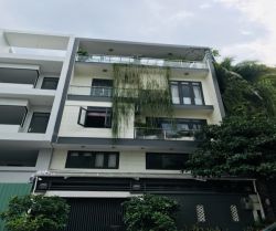 cho thue nha mat tien nguyen ngoc phuong 8x18m ham 5 tang gia 125 trieu