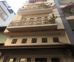 cho thue nha quan 1 hem duong cach mang thang 8  p  ben thanh quan 1 52 trieu