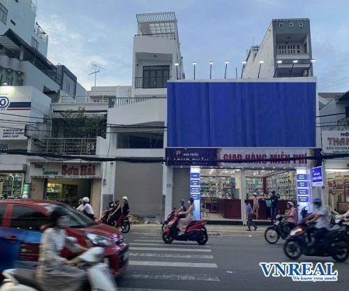 cho thue mat bang duong truong chinh phuong 12 quan tan binh  dt 4 x 28m 3 lau gia 45 tr th