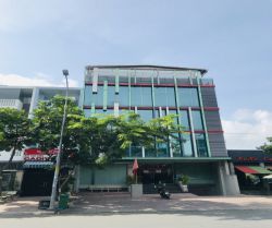 cho thue nha quan 2 mat tien duong vu tong phan dt  12x20m 5 tang gia 6 000 usd thang