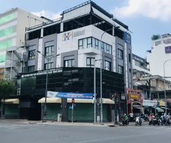 cho nha quan 3 mat tien duong truong dinh 18x16m ham 4 lau gia 12 000 usd thang