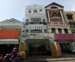 cho thue nha mat tien nguyen trong tuyen dt 4 x 19m tret 2 lau st gia 45 tr th