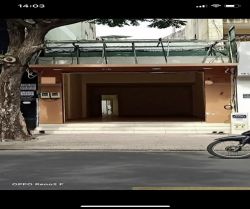 cho thue nha mat tien le van sy dt 4 x 27m   no hau 5m  1 tret 1 lau gia 60 tr thang