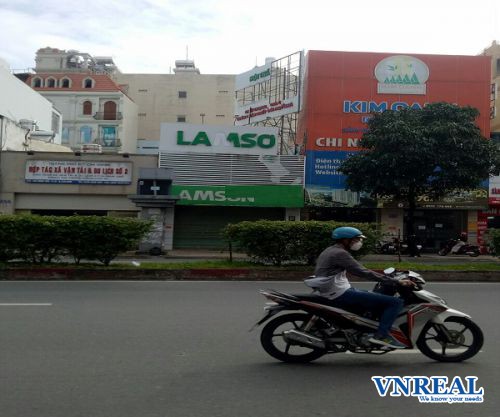cho thue nha mat tien cong hoa dt 6 x 24m gia 27 tr th