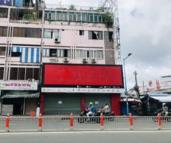 cho thue mat bang quan 3 mat tien le van sy dt  11x10m gia 70 trieu thang