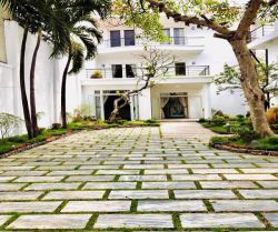 cho thue biet thu quan binh thanh duong dien bien phu 17x35m tret 2 lau st gia 90 trieu thang