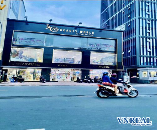 cho thue nha mat tien phan dang luu dt 15 x 20m 1t 2l gia 15000  th