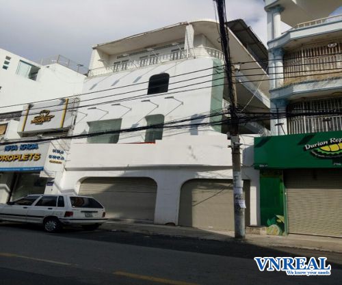 cho thue mat bang huynh van banh dt 9 x 22m   no hau 13m  gia 130 tr th