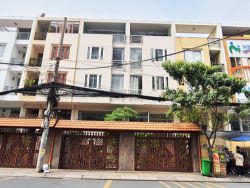 cho thue nha mat tien duong pho quang p9 phu nhuan dt 10 x 20m 1 ham 1t  4 lau gia 3500 usd thang