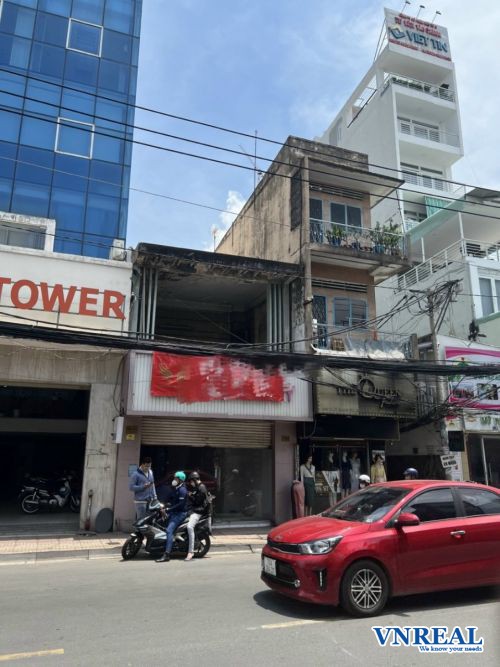 cho thue mat bang cach mang thang 8 q3 4 5x8