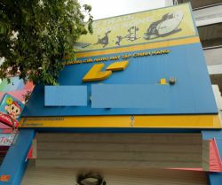 cho thue nha mat tien cong hoa dt 6 x 30m gia 45 tr th