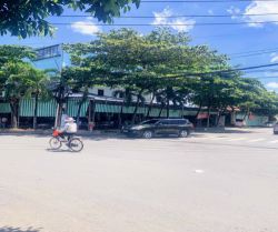 cho thue nha goc 2mt hoang viet dt 15 x 80m 1t 1l gia 600 tr th