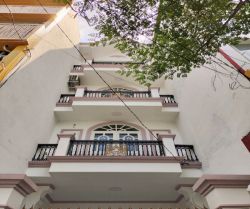 cho thue nha mat tien phan xich long dt 4 x 20m 1t 3l gia 55 tr th