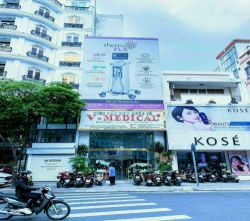 cho thue nha quan 1 mat tien duong le thi rieng p  ben thanh quan 1 200 trieu