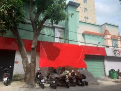 cho thue mat bang duong cong hoa dt 14x20m 2 lau gia 70 tr thang