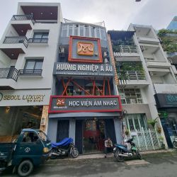 mat tien cao ba nha q1 5x12 2 lau 55 trieu