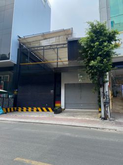 cho thue mat bang mat tien duong tran quoc toan 10x20 2 tang 120tr th