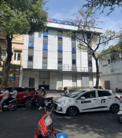 cho thue nha quan 1 mat tien nguyen du p  ben nghe quan 1 840 trieu