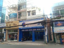 cho thue mat bang duong le quang dinh dt 7m x 20m 1 tret 3 lau gia 70tr thang