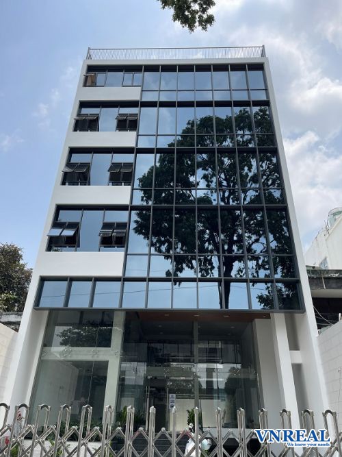 ban toa nha duong lam son p2 tan binh dt 11 x 23m 1 ham 8 tang gia ban 69 ty