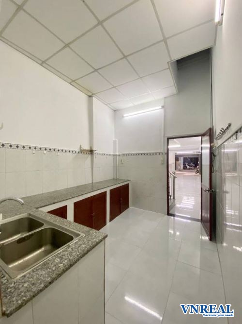 Cho thuê mặt bằng Đường Hồ Xuân Hương, Diện tích 4,5mx19m, Giá 20tr/th