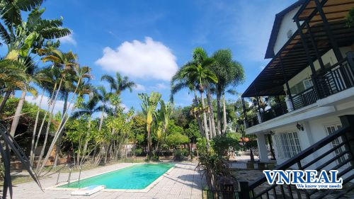 Bán biệt thự vườn Lò Lu Quận 9, DT 40 x 110m, Giá bán 18x tỷ