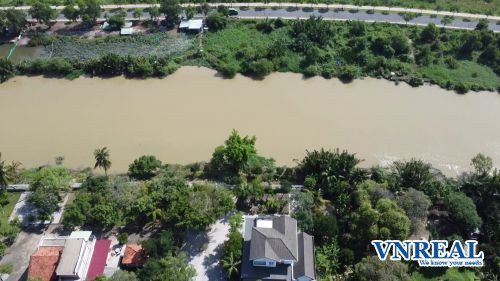 Bán biệt thự vườn Lò Lu Quận 9, DT 40 x 110m, Giá bán 18x tỷ