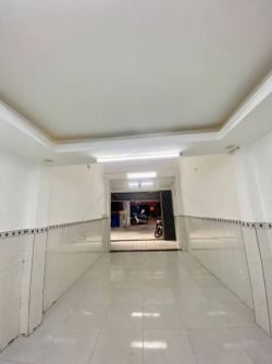 Cho thuê mặt bằng Đường Hồ Xuân Hương, Diện tích 4,5mx19m, Giá 20tr/th