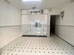 Cho thuê mặt bằng Đường Hồ Xuân Hương, Diện tích 4,5mx19m, Giá 20tr/th