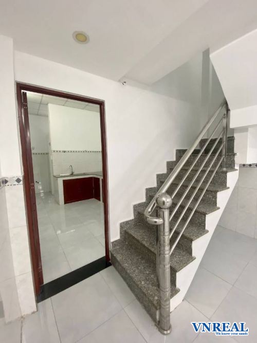 Cho thuê mặt bằng Đường Hồ Xuân Hương, Diện tích 4,5mx19m, Giá 20tr/th